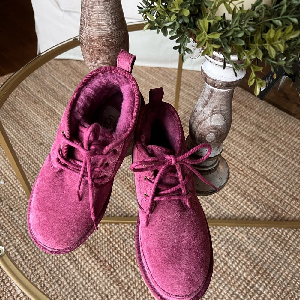 UGG Neumel Shoes